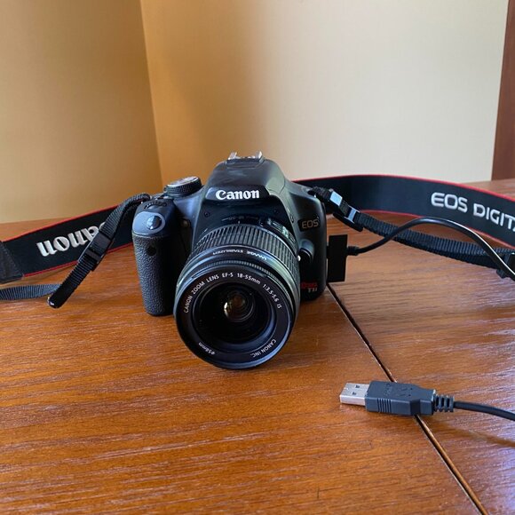 Canon  EOS Rebel T1i camera, Canon EF 75-300mm f/4-5.6 III,  Camera Bag (New) - Picture 3 of 7